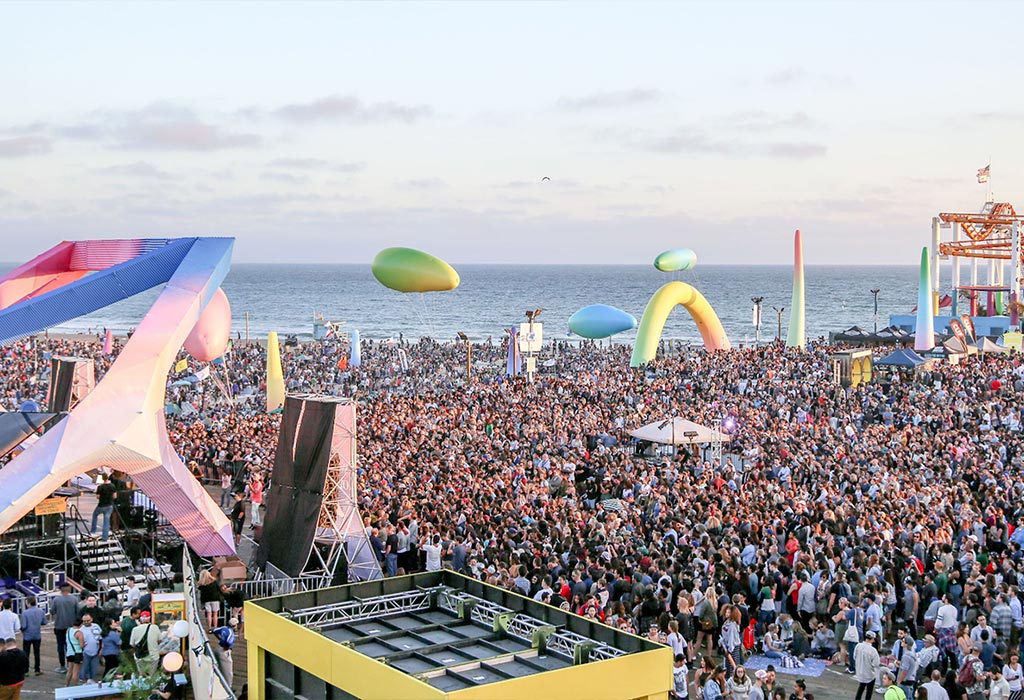 Massive audience covering the Santa Monica Pier for Snapchat Twilight Concerts